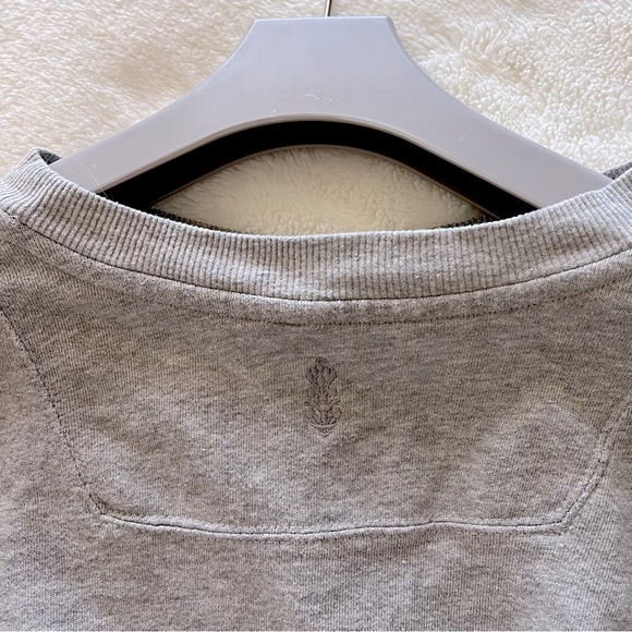Cropped Sweatshirt 🩶 - Picture 7 of 7